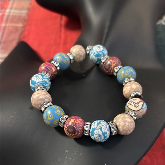 Colorful Beaded Bracelet - Picture 5 of 6